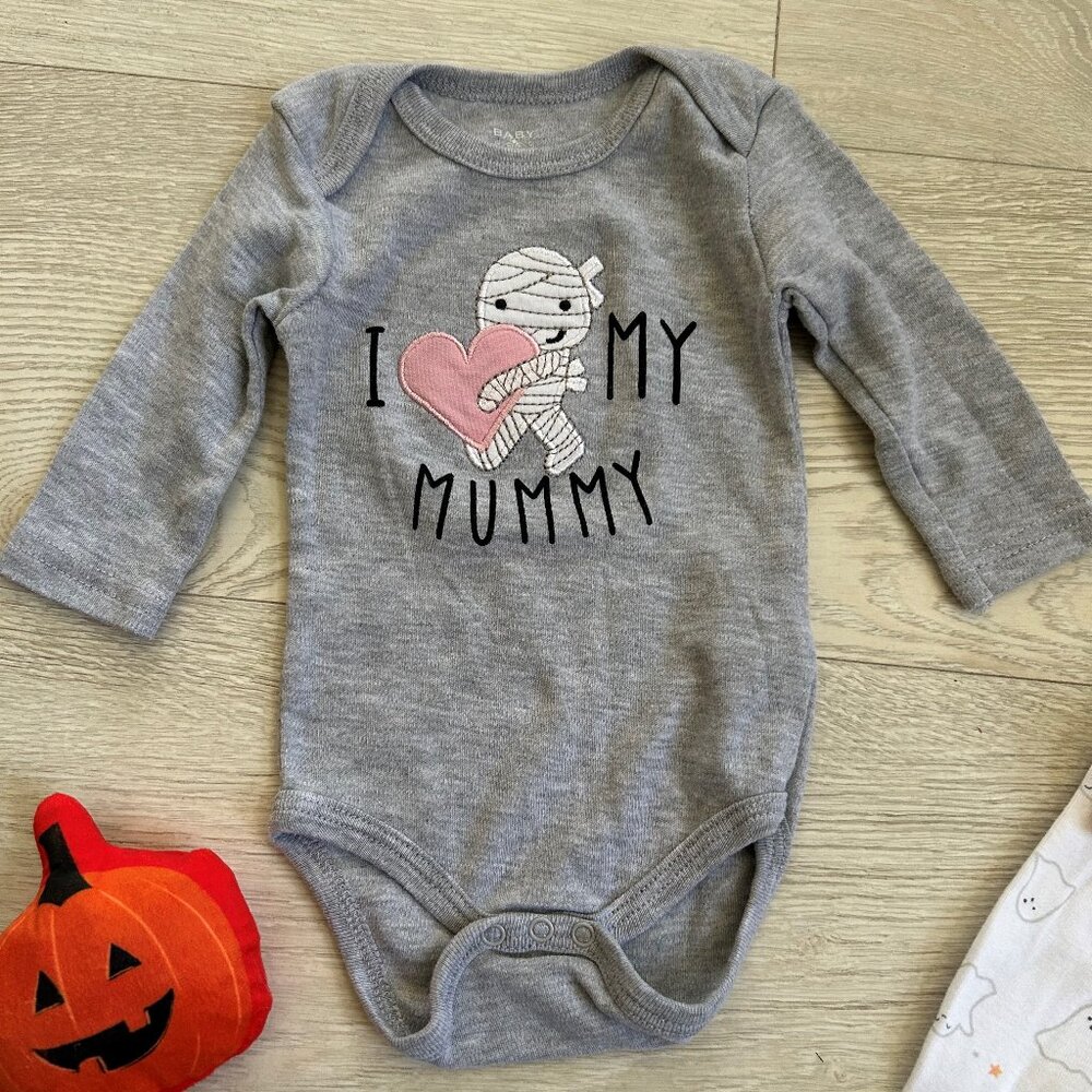 Halloween Baby Outfits and Essentials Bundle NWT - Picture 10 of 16